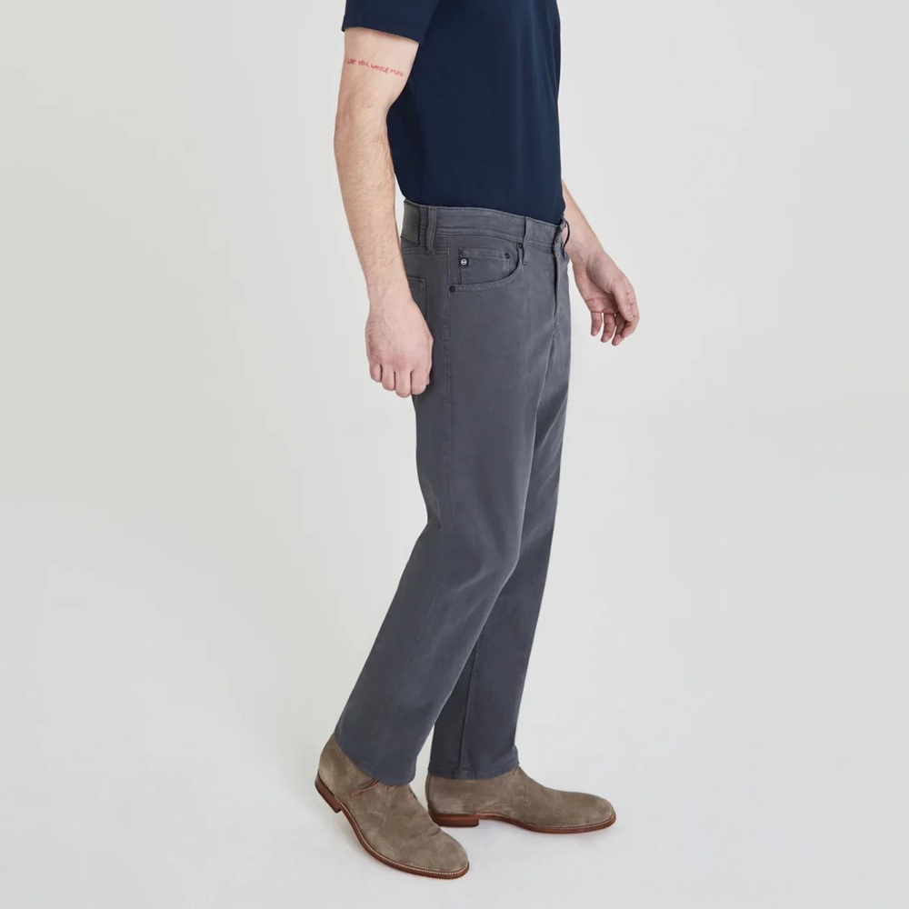 AG Men’s Graduate SUEDED TAILORED LEG pant, sz 40